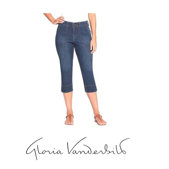 Gloria Vanderbilt Ladies' Rhea Strech Denim Capri - Picture 1 of 7